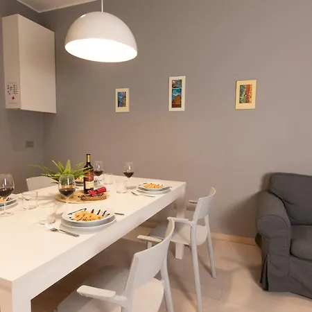 Luxury - Bramante 7 Διαμέρισμα *